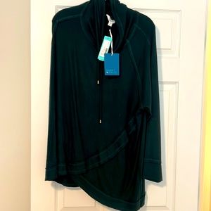 Market & Spruce 2X Haezel Tulip Hem Top